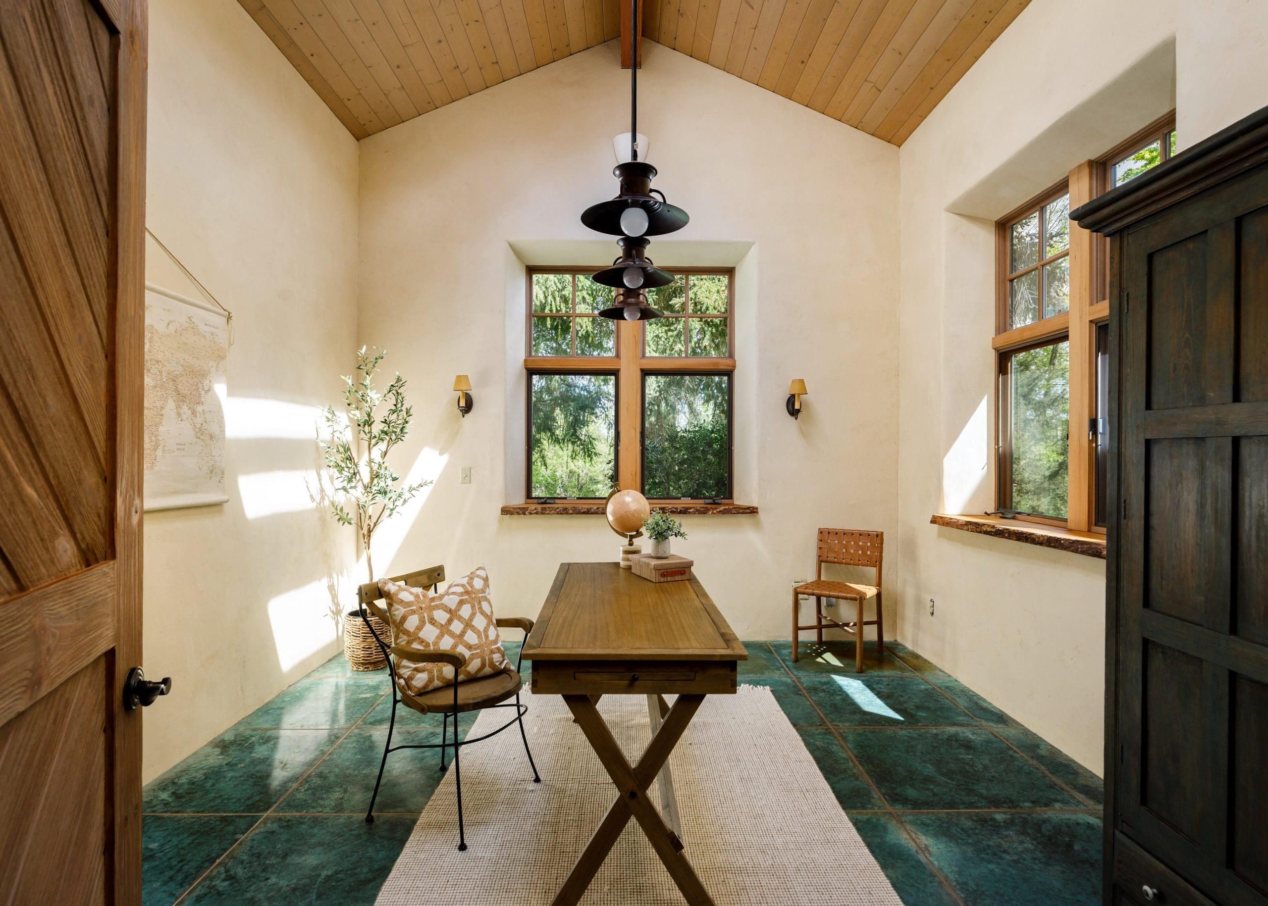 Thompson Road Residence project photo
